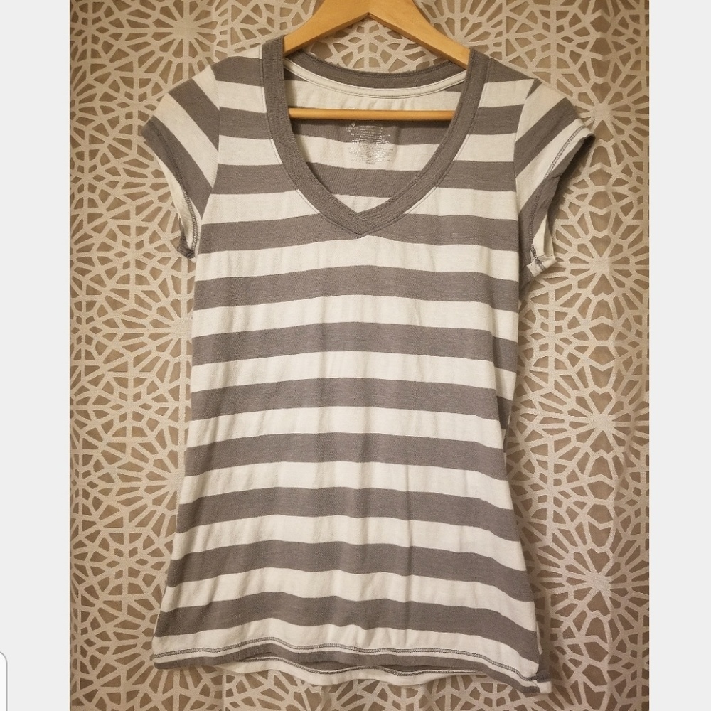 Grey and white striped short sleeve shirt medium